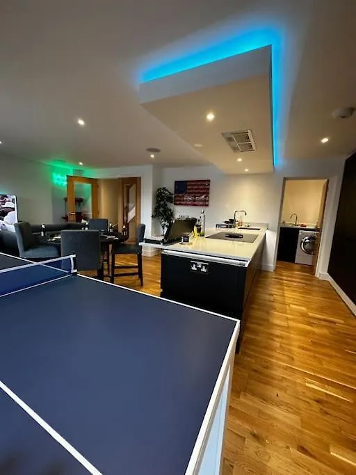 Stunning & Fun 4 Bed Home In The Heart Of Brighton 0*,